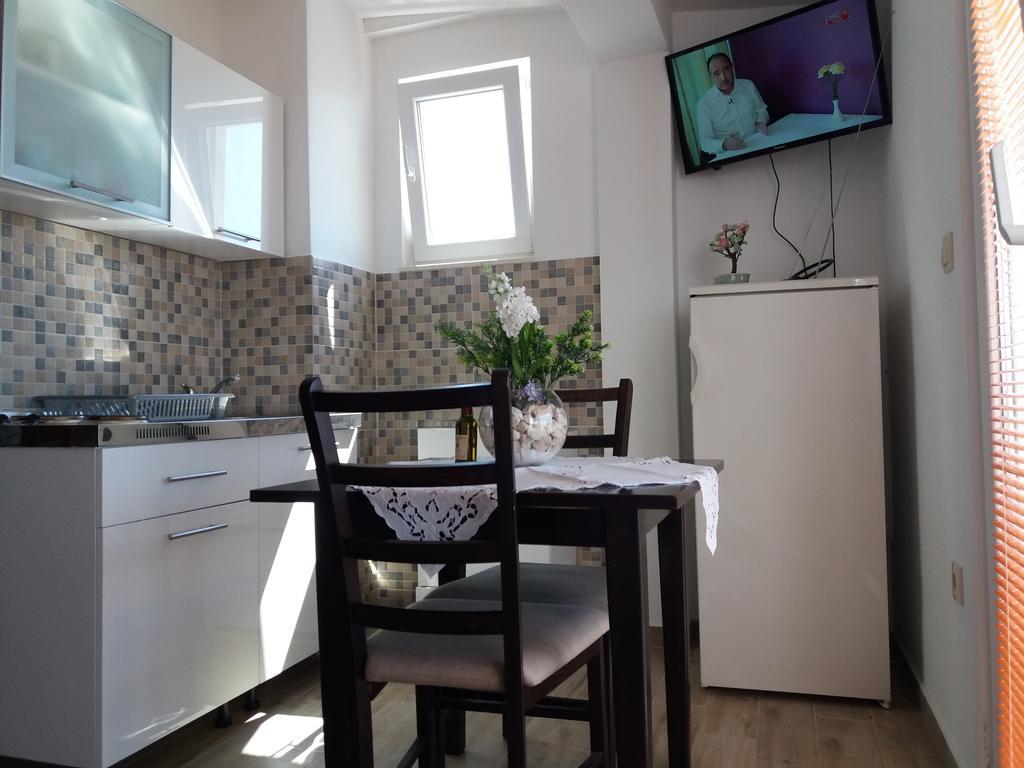 Apartments Kurilj Makarska Exterior foto